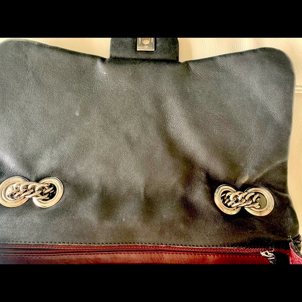 CHANEL, MAKE AN OFFER, Black Quilted Shoulder Bag, - Picture 14 of 16